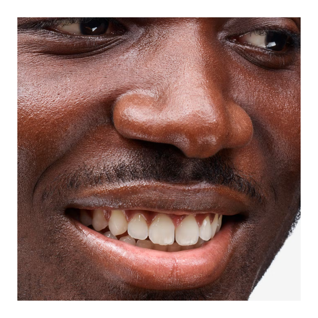 Balsamo para labios GLOSSIER Dotcolm 15ml