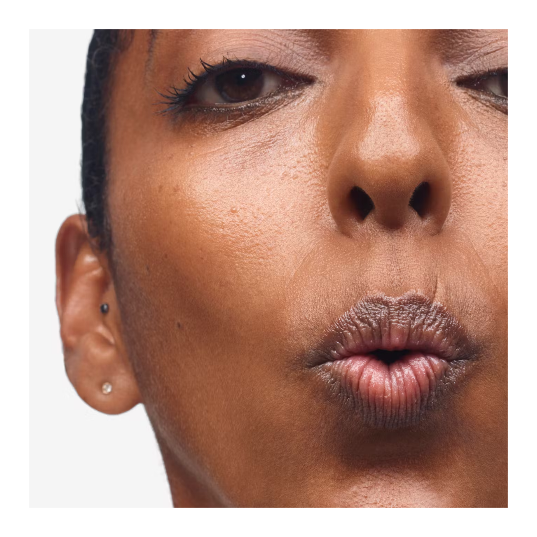 Balsamo para labios GLOSSIER Dotcolm 15ml